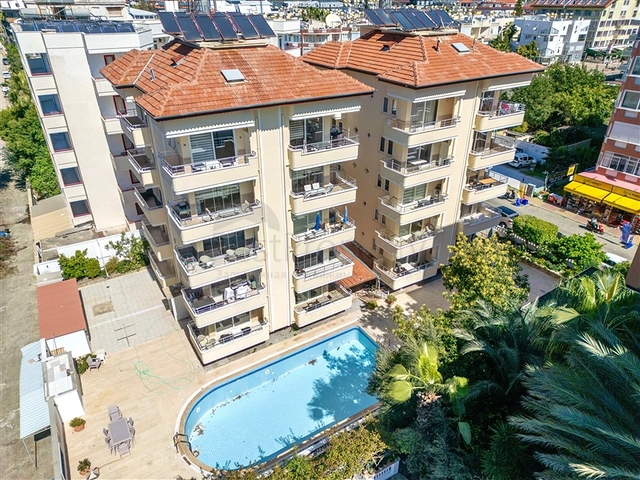 Wohnung 1+1 100 Meter vom Meer entfernt in Oba/Alanya