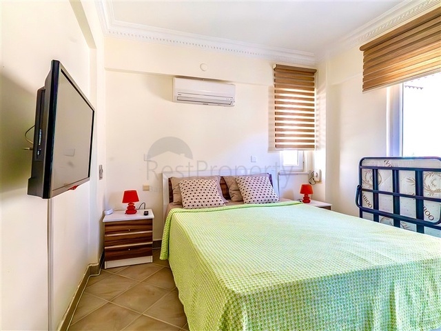 Wohnung 1+1 100 Meter vom Meer entfernt in Oba/Alanya