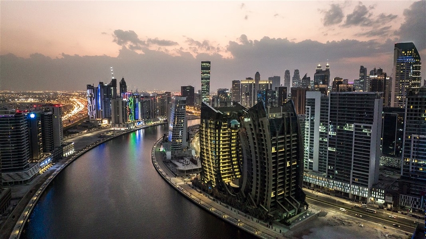 Möblierte Apartments in Dubai am Kanal in der Business Bay