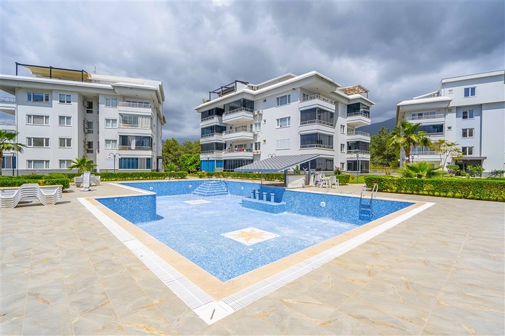 Gemütliche Wohnung 2+1 in Bezirk Oba/Alanya