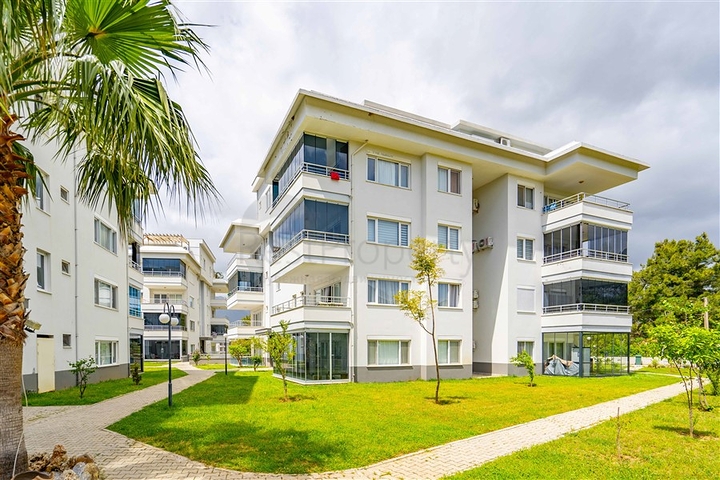 Gemütliche Wohnung 2+1 in Bezirk Oba/Alanya