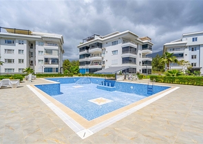 Gemütliche Wohnung 2+1 in Bezirk Oba/Alanya