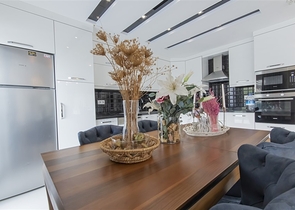 Villa 8+2 in Kargicak 