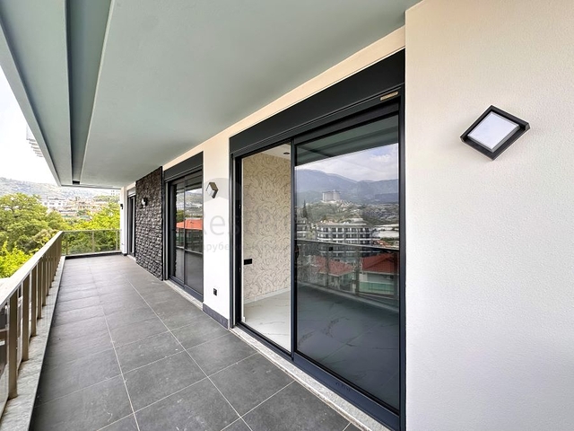 Wunderschöne Villa in Kargicak 