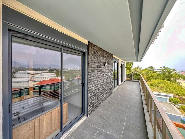 Wunderschöne Villa in Kargicak 