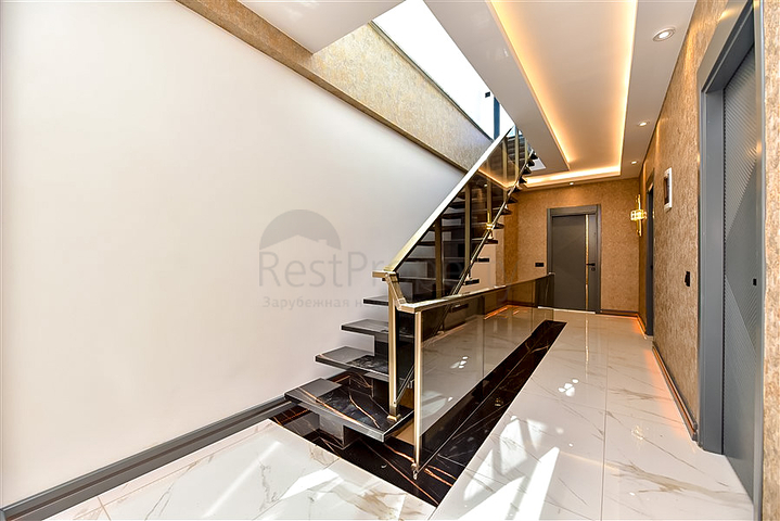 Wunderschöne Villa in Kargicak 