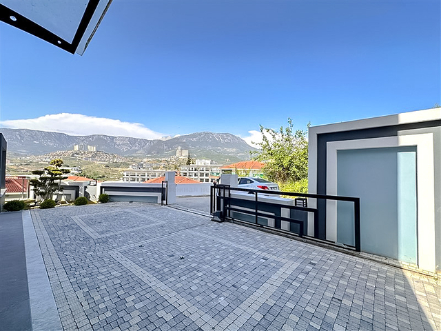 Wunderschöne Villa in Kargicak 