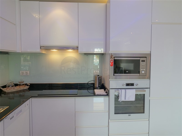 Gemütliches 1+1 mit eigener Terrasse im Stadtteil Oba