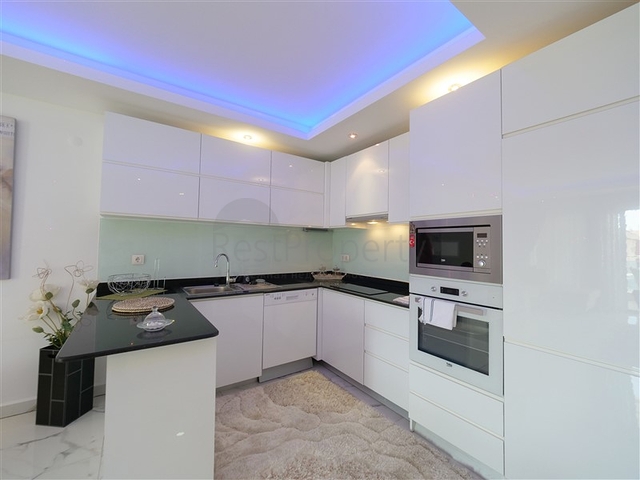 Gemütliches 1+1 mit eigener Terrasse im Stadtteil Oba