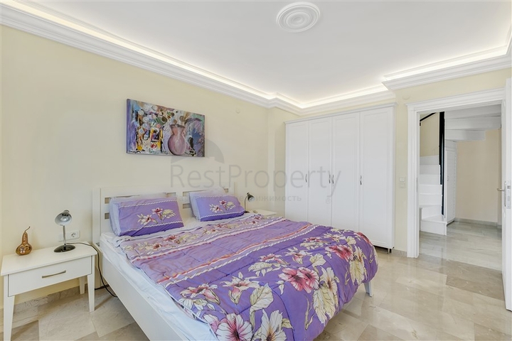 Geräumiges Penthouse im Stadtteil Oba