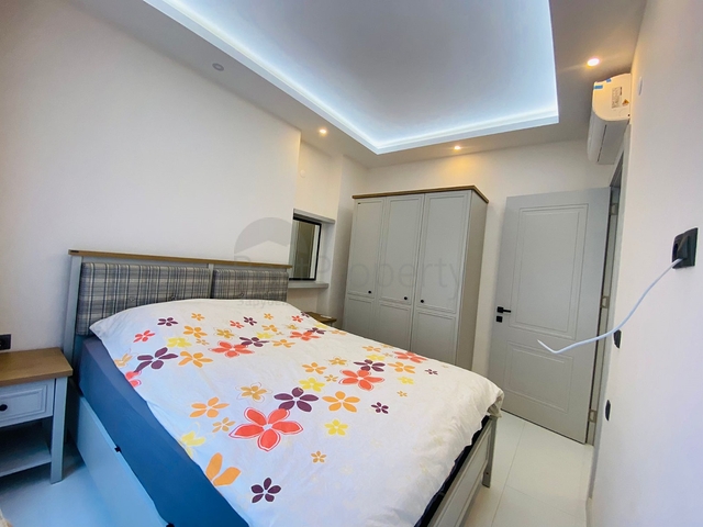 Einzigartige 1+1 Wohnung mit Zugang zum Garten