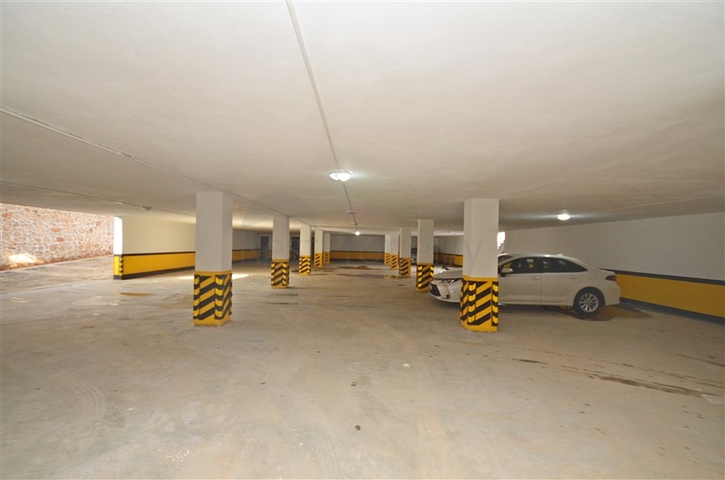 Einzigartige 1+1 Wohnung mit Zugang zum Garten