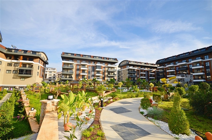 Einzigartige 1+1 Wohnung mit Zugang zum Garten