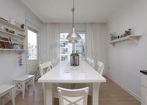 Geräumige 3+1-Wohnung im Stadtteil Dschikkilli