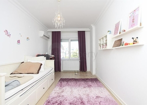 Geräumige 3+1-Wohnung im Stadtteil Dschikkilli