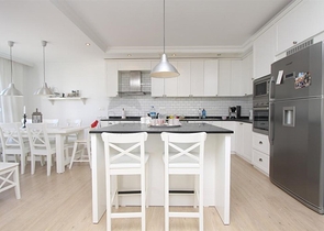 Geräumige 3+1-Wohnung im Stadtteil Dschikkilli