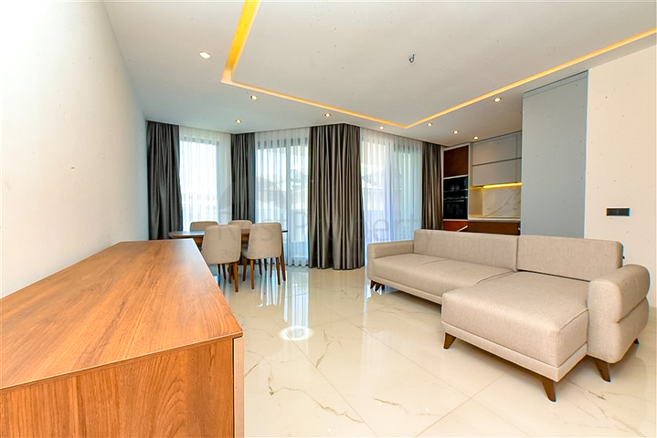 Luxus-Penthouse an der ersten Küste in Beide