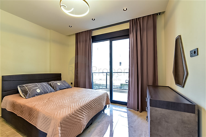 1+1 Wohnung in einem neuen Komplex, 300 Meter vom Strand entfernt