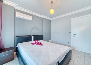 Geräumige 4+1-Wohnung mit Möbeln und Geräten in einer prestigeträchtigen Gegend