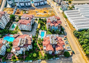 Geräumige 4+1-Wohnung mit Möbeln und Geräten in einer prestigeträchtigen Gegend