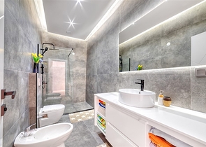 Geräumige 4+1-Wohnung mit Möbeln und Geräten in einer prestigeträchtigen Gegend