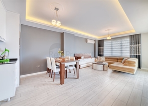 Geräumige 4+1-Wohnung mit Möbeln und Geräten in einer prestigeträchtigen Gegend