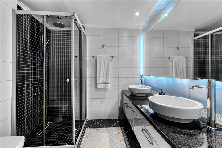 Möblierte Wohnung mit 2+1 Aufenthaltsgenehmigung in der Gegend von Dschikkilli