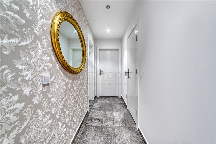 Möblierte Wohnung mit 2+1 Aufenthaltsgenehmigung in der Gegend von Dschikkilli