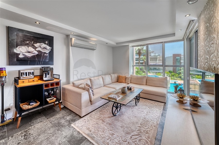 Möblierte Wohnung mit 2+1 Aufenthaltsgenehmigung in der Gegend von Dschikkilli