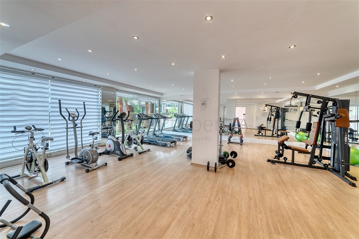 Möblierte Wohnung mit 2+1 Aufenthaltsgenehmigung in der Gegend von Dschikkilli