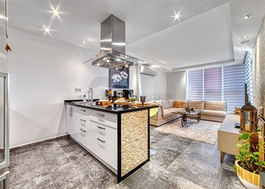 Möblierte Wohnung mit 2+1 Aufenthaltsgenehmigung in der Gegend von Dschikkilli