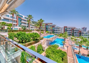 Möblierte Wohnung mit 2+1 Aufenthaltsgenehmigung in der Gegend von Dschikkilli