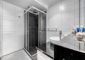 Möblierte Wohnung mit 2+1 Aufenthaltsgenehmigung in der Gegend von Dschikkilli