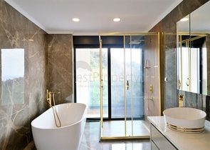 5+1 Luxusvilla mit spektakulärer Aussicht