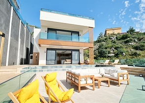 5+1 Luxusvilla mit spektakulärer Aussicht