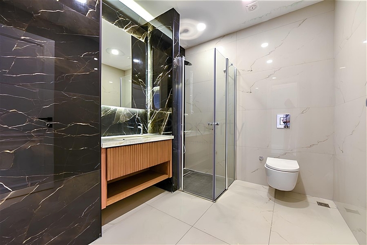 Helle und geräumige Wohnung in einer modernen Wohnanlage im Stadtteil Oba