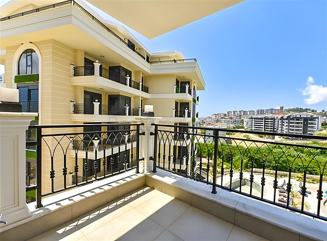 Helle und geräumige Wohnung in einer modernen Wohnanlage im Stadtteil Oba