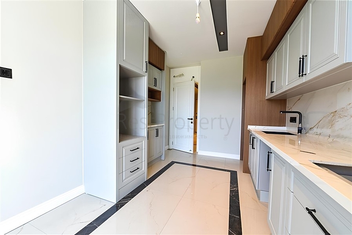 Helle und geräumige Wohnung in einer modernen Wohnanlage im Stadtteil Oba