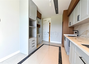 Helle und geräumige Wohnung in einer modernen Wohnanlage im Stadtteil Oba