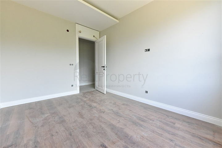 Geräumige 4+1-Wohnung in ausgezeichneter Lage in Oba/Alanya