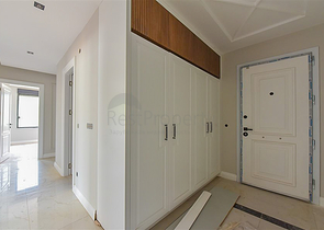 Geräumige 4+1-Wohnung in ausgezeichneter Lage in Oba/Alanya