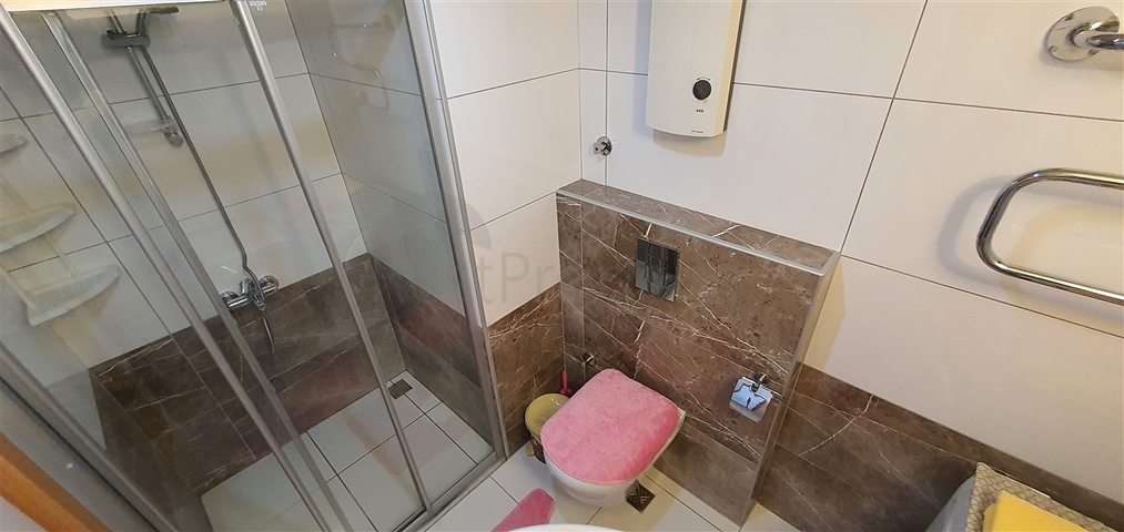 Geräumige 1+1 Wohnung in der Gegend von Dschikkilli