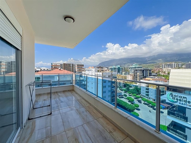 3+1 Penthouse mit Meerblick