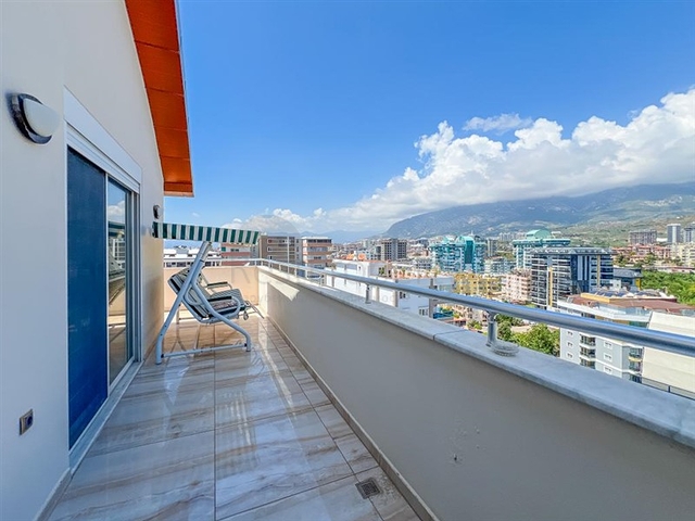 3+1 Penthouse mit Meerblick