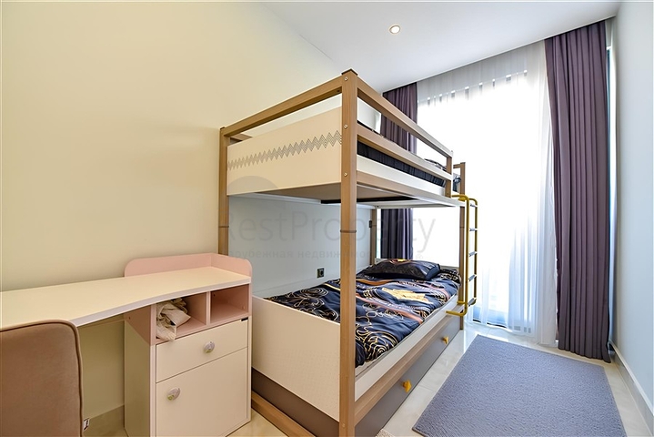 Apartment mit 2+1 Grundriss an der ersten Küste in Mahmutlar