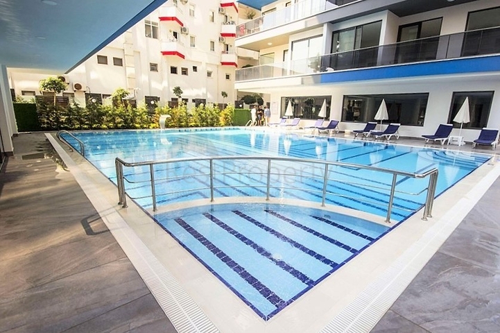 Apartment mit 2+1 Grundriss an der ersten Küste in Mahmutlar