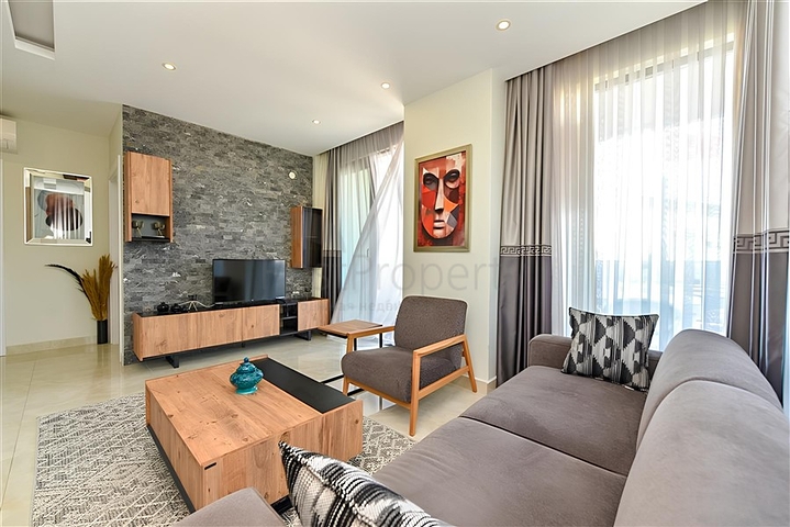 Apartment mit 2+1 Grundriss an der ersten Küste in Mahmutlar