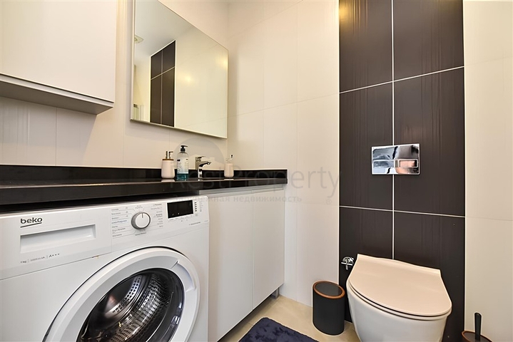 Apartment mit 2+1 Grundriss an der ersten Küste in Mahmutlar