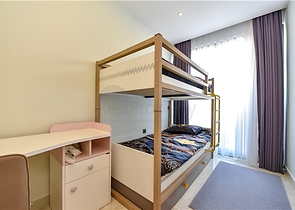 Apartment mit 2+1 Grundriss an der ersten Küste in Mahmutlar