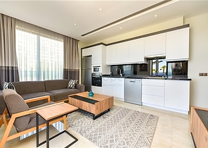 Apartment mit 2+1 Grundriss an der ersten Küste in Mahmutlar